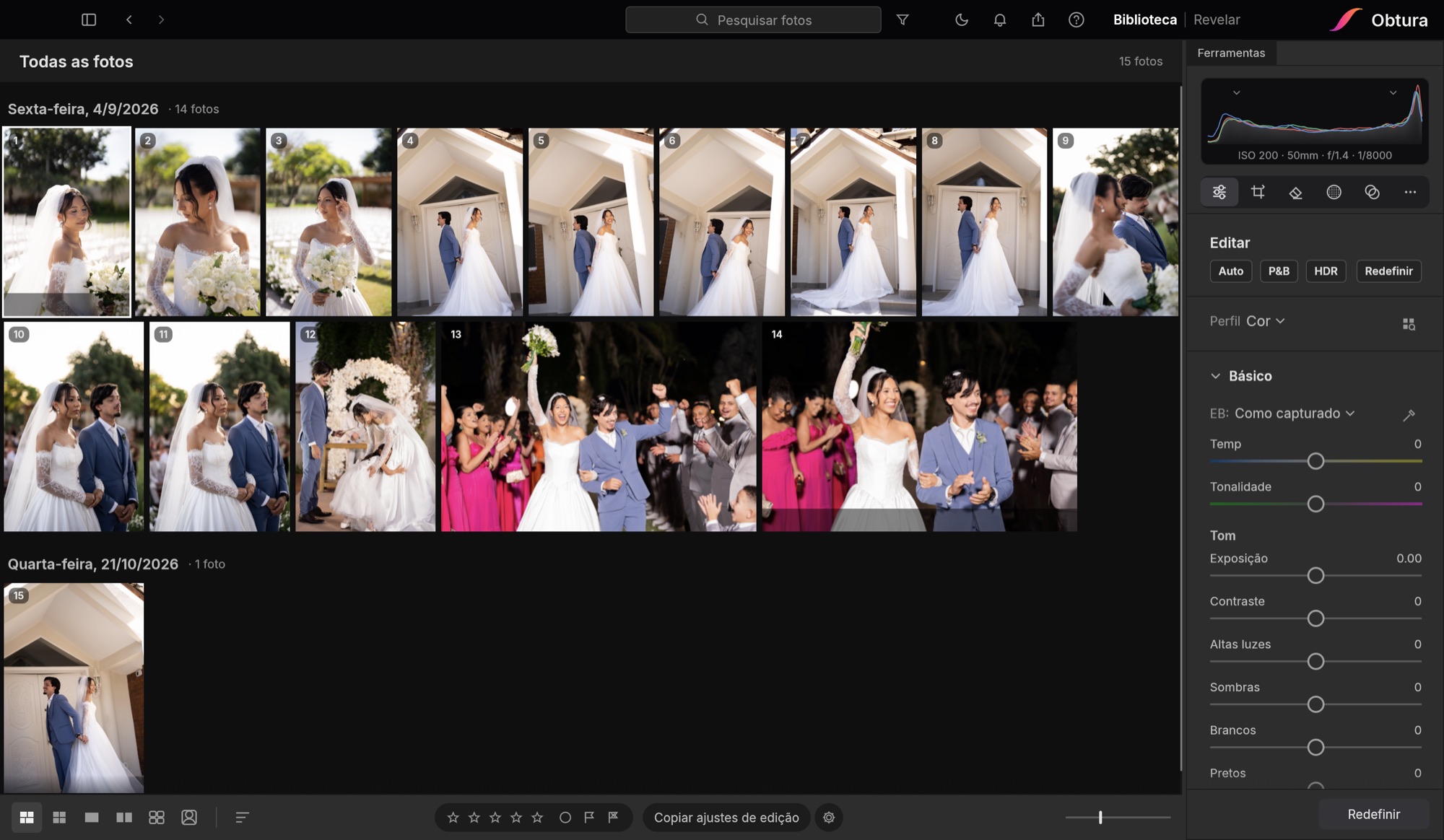 Biblioteca do Obtura com as fotos de um casamento organizadas por data